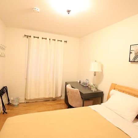 Ya Hua Pei Hotel Toronto Kültér fotó