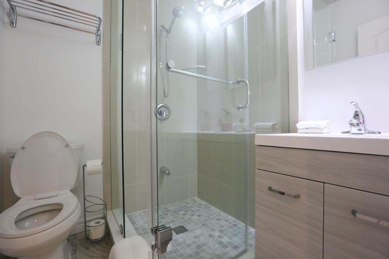 Ya Hua Pei Hotel Toronto Kültér fotó